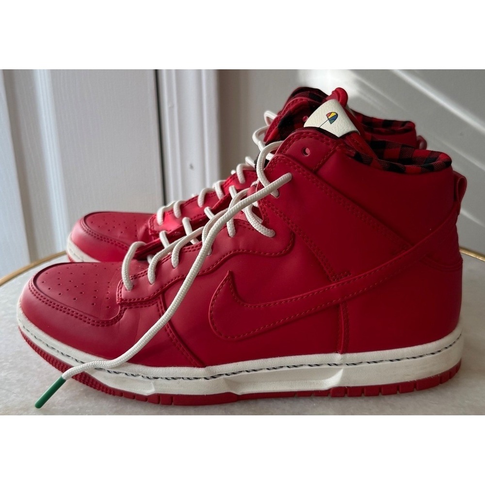Nike Dunk High Ultra Rain Jacket Red Plaid Flannel Lined Sneakers Men's Sz 7 - Picture 3 of 10